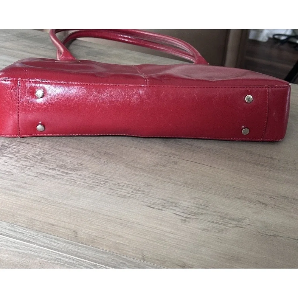 HOBO The Original Red Leather Zipper Closure Double Handles Shoulder Bag